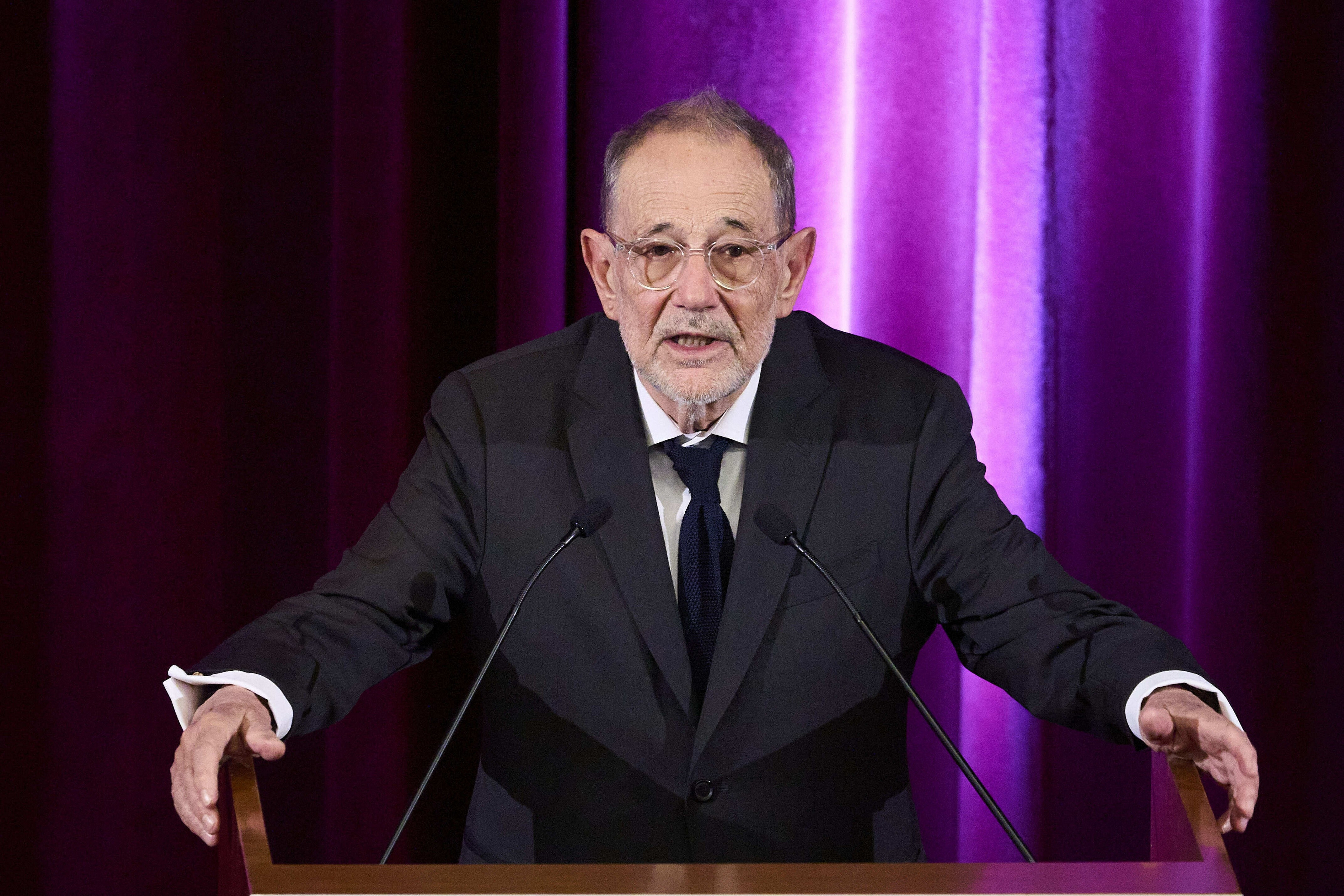 Fostul șef al NATO: Rusia, SUA, UE şi China trebuie să oprească războiul din Ucraina. Negocierile, singura cale pentru pace