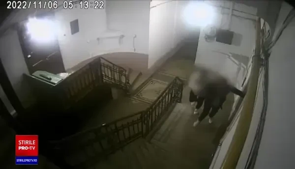 Scandal monstru într-un bloc din centrul Timișoarei. Ce a făcut un bărbat după ce a intrat beat în scara iubitei sale