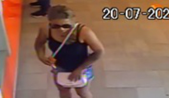 Poliția cere ajutorul cetățenilor pentru a găsi o femeie. Cum a fost filmată furând dintr-un bancomat