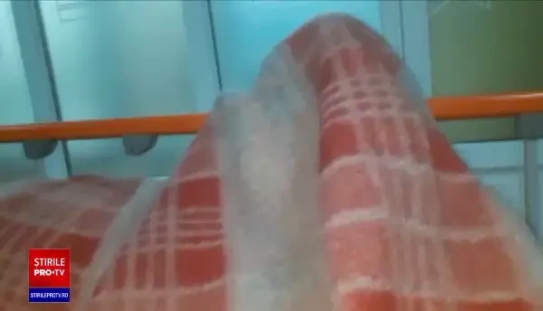 Rudele unui bărbat cu AVC acuză medicii de la Spitalul Județean Constanța: „Nimeni nu se uită la el. Absolut nimeni”