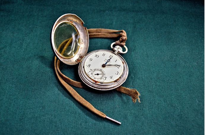 Aceasta este vârsta la care oamenii simt că încep să îmbătrânească