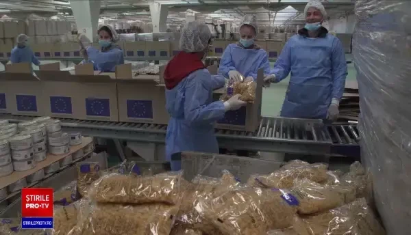 Aproape 1.200.000 de români vor primi în curând pachete cu alimente plătite de Uniunea Europeană