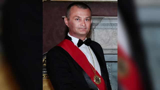 Individul din Iași care racola minore și le agresa sexual a fost arestat. Ce au găsit procurorii în locuința lui