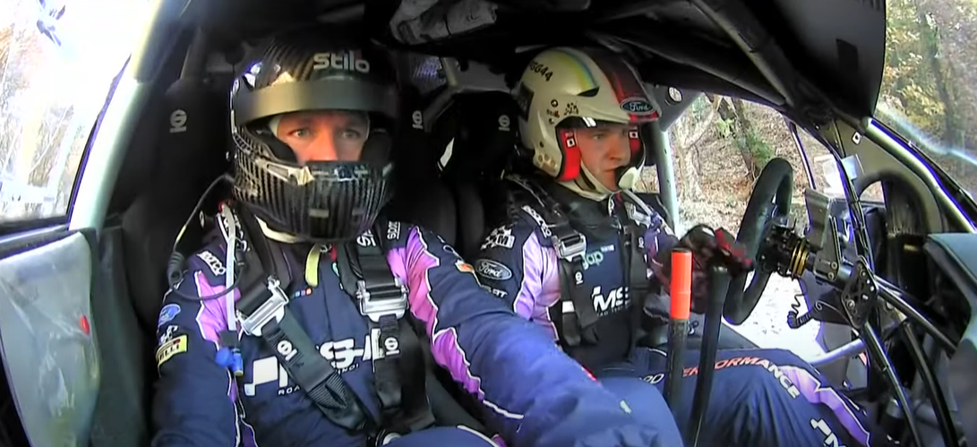 Momentul în care mașina unui pilot ia foc la Raliul Japoniei | VIDEO