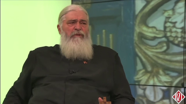 Răsturnare de situație. Ce spune părintele Calistrat la câteva săptămâni după ce a fost filmat lovind o femeie