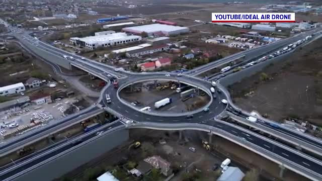 Pasajul de la Domnești are un sistem de iluminat ce permite reglarea intensității luminii în funcție de trafic