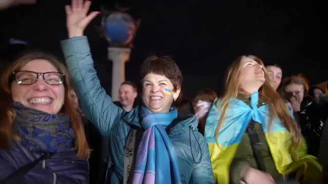 Mărturiile localnicilor din Herson, oraș proaspăt eliberat de ruși. „S-au purtat ca niște animale în ultimele zile”