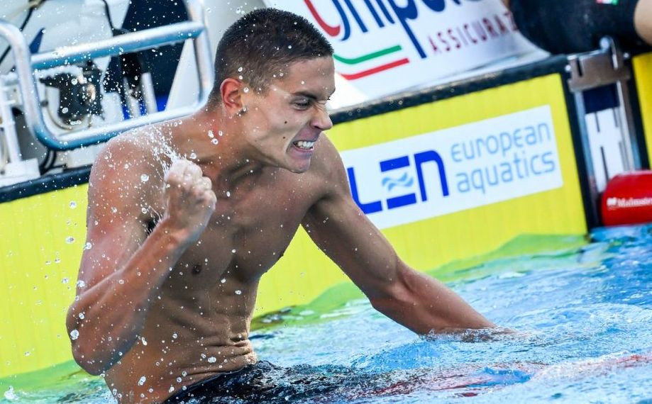 David Popovici s-a calificat în finala în probei de 200 m liber, la CM de Nataţie în bazin scurt