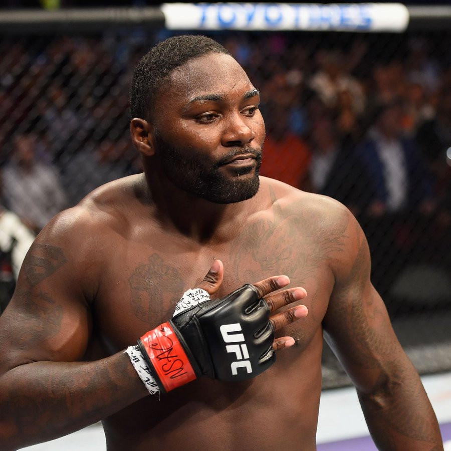 Superstarul artelor marțiale mixte, Anthony „Rumble” Johnson, a murit la 38 de ani după o lungă luptă cu cancerul