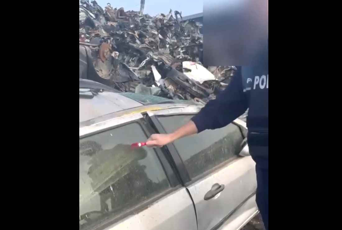Scandalul „ciocănelul” între sindicaliștii din poliție și șefii de la inspectorat. Tehnica ciocanului, explicată științific