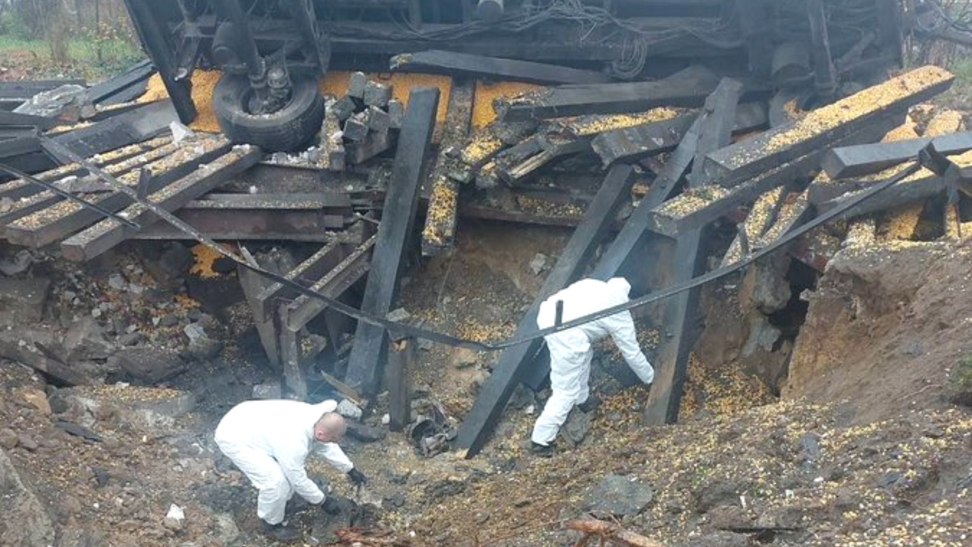 Ancheta deschisă după explozia din Polonia generează controverse. Aliații Ucrainei insistă că vina aparține Rusiei