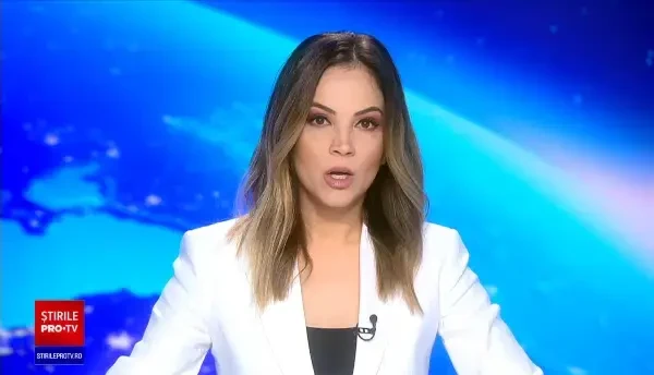 Incendiu uriaș la o construcție din Șebiș, Arad. În incintă se aflau mai multe butelii