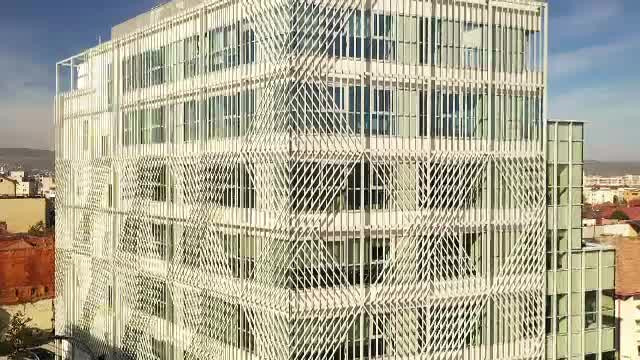 Cum pornim o afacere. Incubatorul de tehnologie de la Cluj, ridicat cu bani de la UE, ajută micii antreprenori români