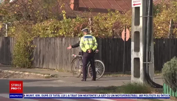 Amenda pe care o riscă cei care merg cu bicicleta pe trotuar. Cum explică un biciclist decizia de a face acest lucru