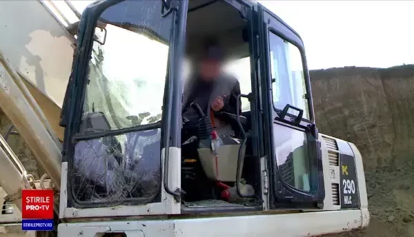 „Traficul” de argilă, un fenomen care ia amploare în Iași. De ce e interzisă exploatarea și la ce folosește