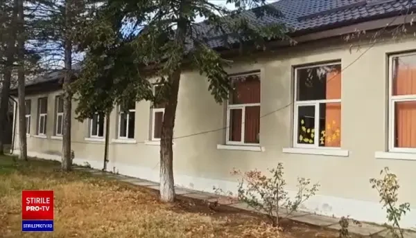 Răcirea bruscă a vremii a grăbit apariția virozelor și a umplut spitalele de pediatrie din țară. Sfaturile medicilor