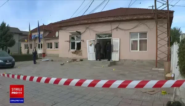 Hoții care au aruncat în aer bancomatul din Constanța și-au pregătit în detaliu lovitura. Ce au făcut înainte să fure banii