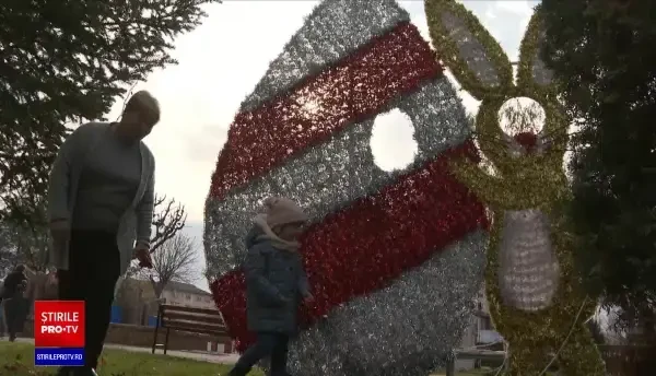 Localitatea din România care a fost împodobită pentru sărbătorile de iarnă cu decorațiuni de Paște