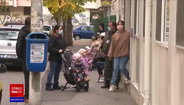 Spitalele de pediatrie sunt pline. Sezonul virozelor a adus un virus periculos, chiar dacă nu este nou