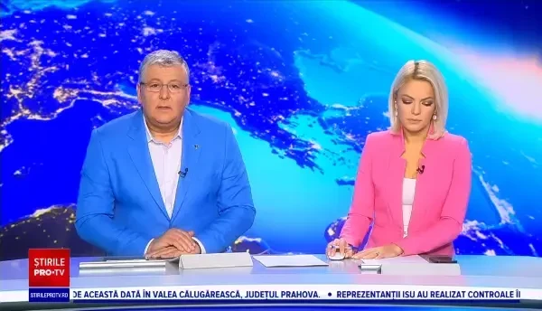 O autospecială ISU s-a răsturnat în drum spre un accident rutier