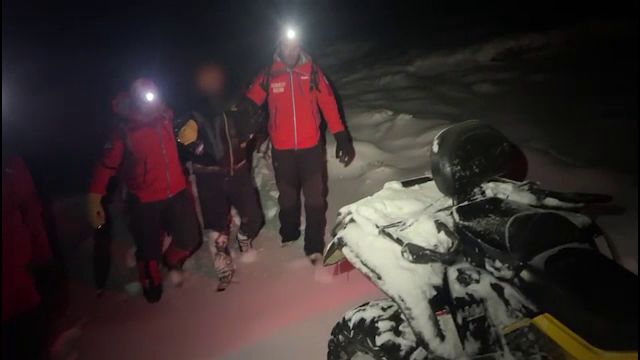 Iranian salvat pe Bucegi, după o operațiune maraton de salvare. S-a trezit noaptea după ce a leșinat de la o căzătură