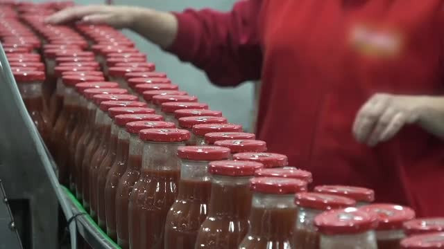 Cum putem să combatem prețurile tot mai mari din magazinele din România. Soluția președintelui INS