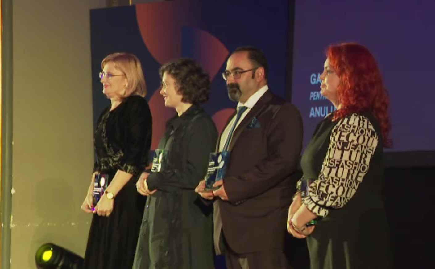 Directorii anului 2022, premiați de Asociaţia pentru Valori în Educaţie. Contribuția lor la sistemul de învățământ