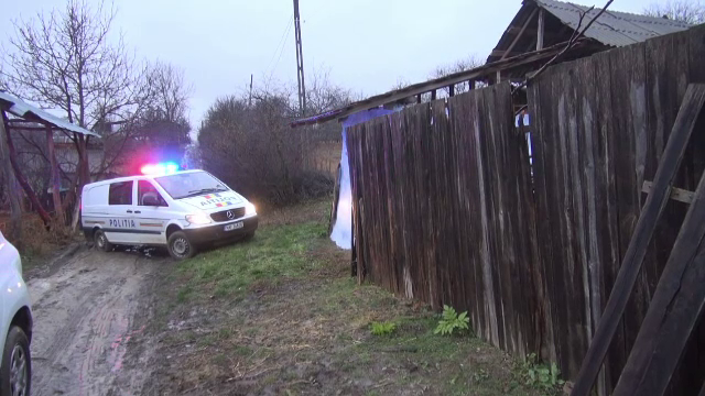 Scenariu cutremurător în judeţul Bacău. Un bărbat și-a înjunghiat soția cu un cuțit. Ambii au ajuns în stare gravă la spital