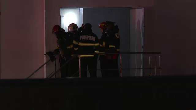 Incendiu la o fabrică de mezeluri din Timişoara. Cinci persoane au fost transportate la spital