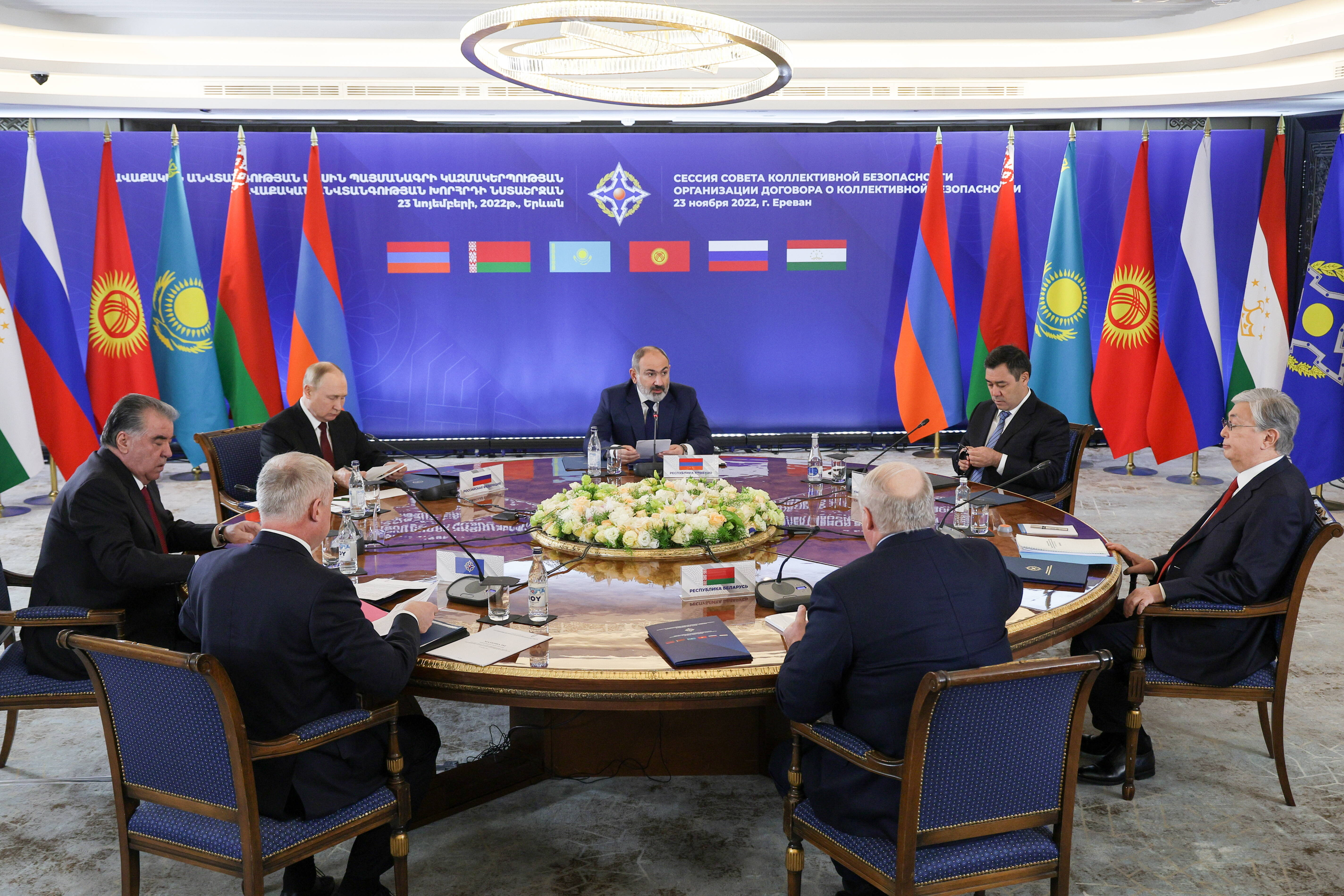 Lukașenko susține că Organizația Tratatului de Securitate Colectivă se va dizolva dacă Rusia pierde războiul cu Ucraina