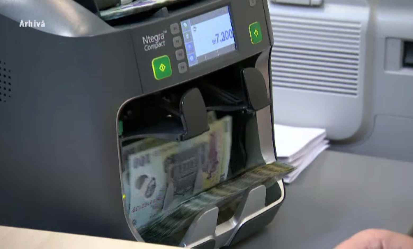 Salariul minim crește la 3.000 de lei brut, de la 1 ianuarie. Cât va fi netul, pentru două milioane de români