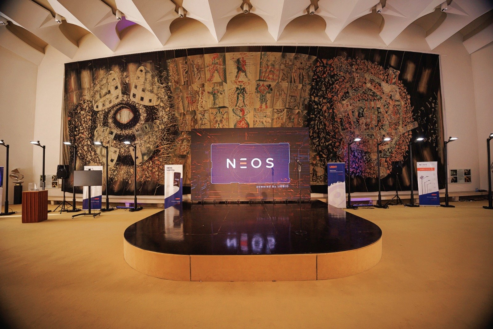 neos
