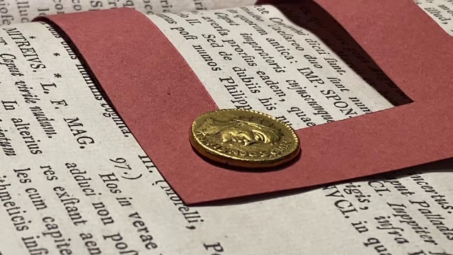 O monedă de aur găsită acum mai bine de 300 de ani în Transilvania ar putea schimba istoria antică. Explicația cercetătorilor