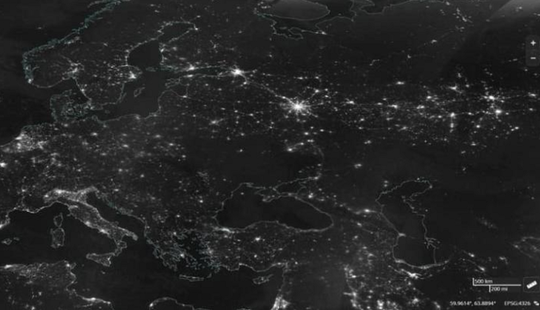 Ucraina în beznă. Cum se văd din satelit penele de curent ce afectează țara invadată de ruși FOTO
