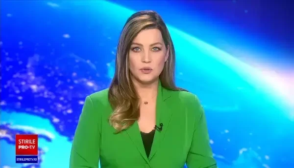 Un polițist din Cluj a fost filmat călcând pe cap un bărbat încătușat. De la ce a pornit tot scandalul