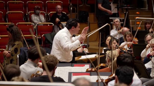 Cristian Măcelaru, românul care a cucerit marile scene ale muzicii: „Fiecare are, sper, visul de a schimba România”