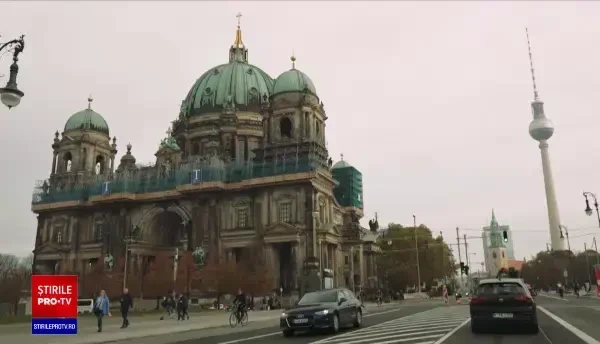 Un ONG din Berlin condus de mileniali sprijină românii din Germania și strânge fonduri pentru fundații din România