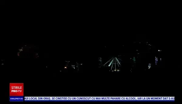 România a îmbrăcat haine de sărbătoare. Luminițele de Crăciun au fost aprinse în mai multe orașe din țară