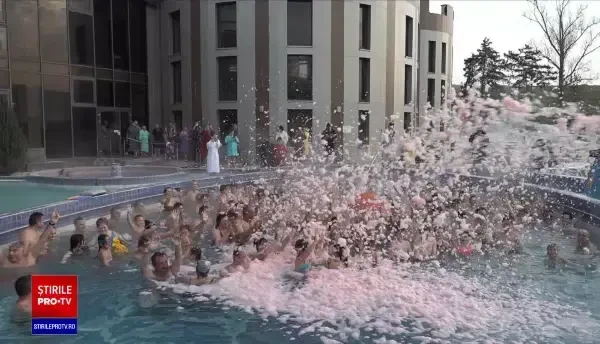 Metodele de relaxare alese de români în vacanța de 1 decembrie. Hotelurile de la mare sunt ocupate complet