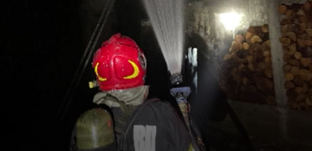 Explozie puternică în Târgu Lăpuș, la o centrală termică. O femeie a suferit arsuri grave