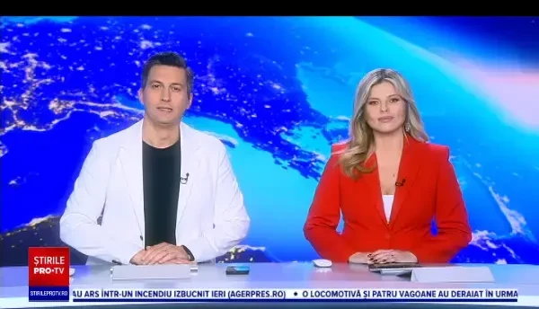 Împodobit mai ceva ca bradul de Crăciun. Cum a reușit un cerb să se aleagă cu o instalație cu beculețe în jurul coarnelor