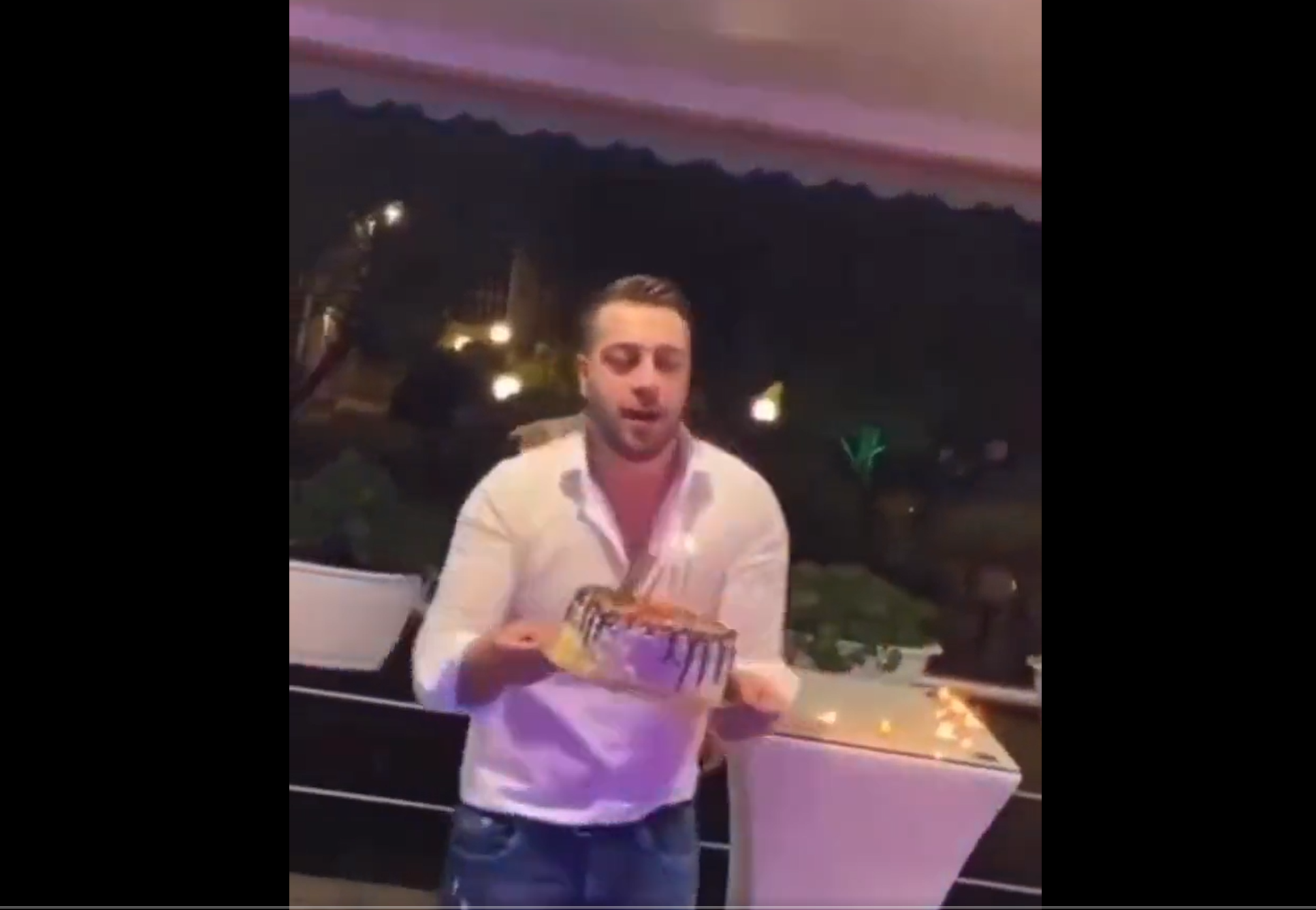 Un bărbat care sărbătorea înfrângerea Iranului la Cupa Mondială a fost împușcat în cap de forțele de securitate