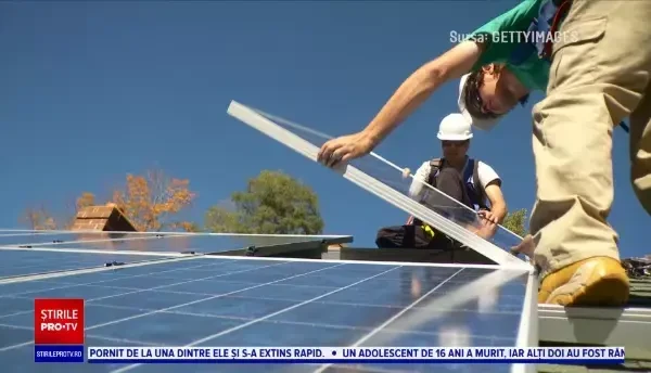 Guvernul introduce „taxa pe soare” în plină criză energetică. Ce prevede ordonanța și cine este vizat