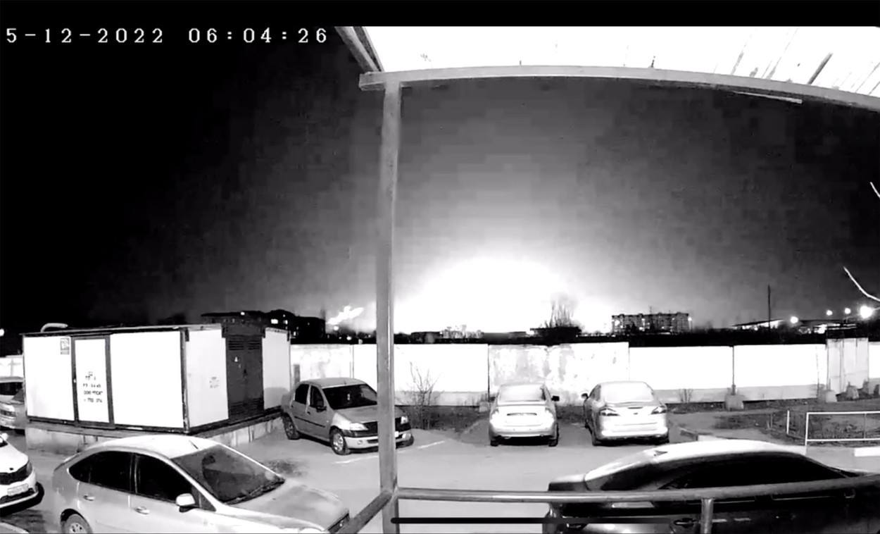 Lovitură grea pentru orgoliul rusesc. Kremlinul recunoaște atacurile Kievului asupra bazelor militare din Ryazan și Saratov