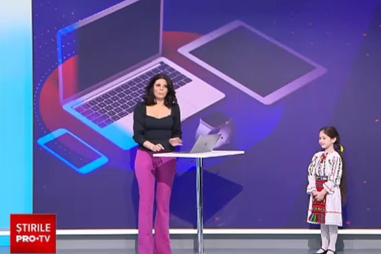 Micuța profesoară de dansuri populare care a ajuns vedetă pe YouTube. Cum a reușit să-i fascineze pe români