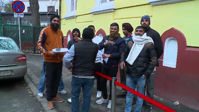 Firmele din România așteaptă muncitori din Asia de luni bune. Țările de proveniență au probleme cu emiterea vizelor de muncă