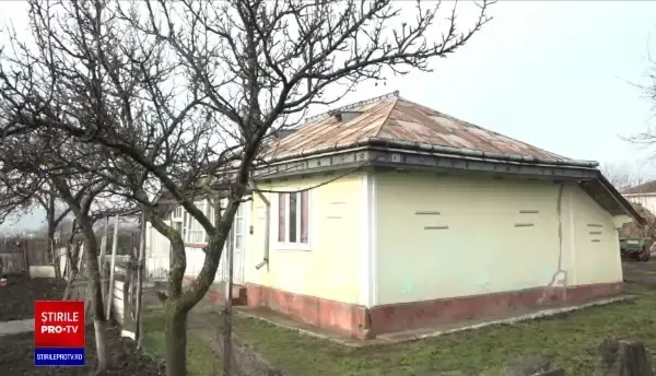 Un bărbat din Iași și-a terorizat soția și copiii. A turnat benzină pe fereastra camerei în care dormeau și a dat foc