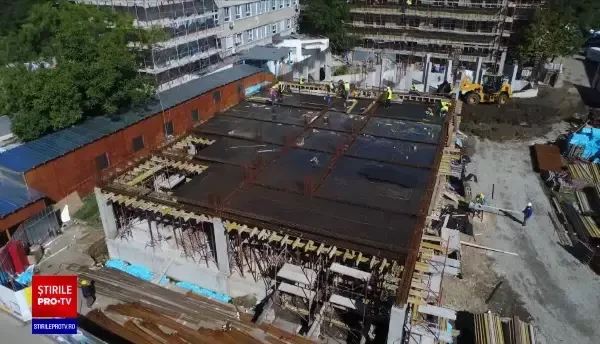 Firmele din România așteaptă muncitori din Asia de luni bune. Țările de proveniență au probleme cu emiterea vizelor de muncă