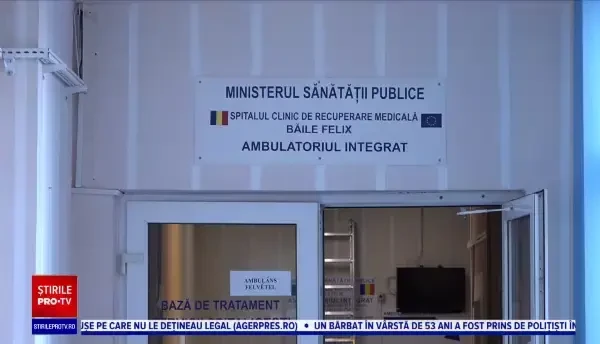 Maseur din Băile Felix, arestat pentru că a ajuns cu mâinile pe unde nu trebuie. O polițistă i-a luat apărarea: nu vede bine