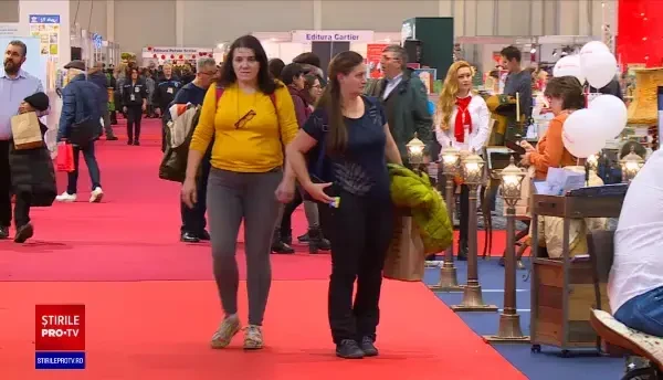 „Gaudeamus”, cel mai mare târg de carte s-a deschis în București. Zeci de mii de titluri îi așteaptă pe pasionații de lectură